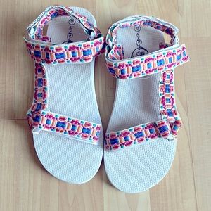 Sole Mates river sandals, Size L 8/9